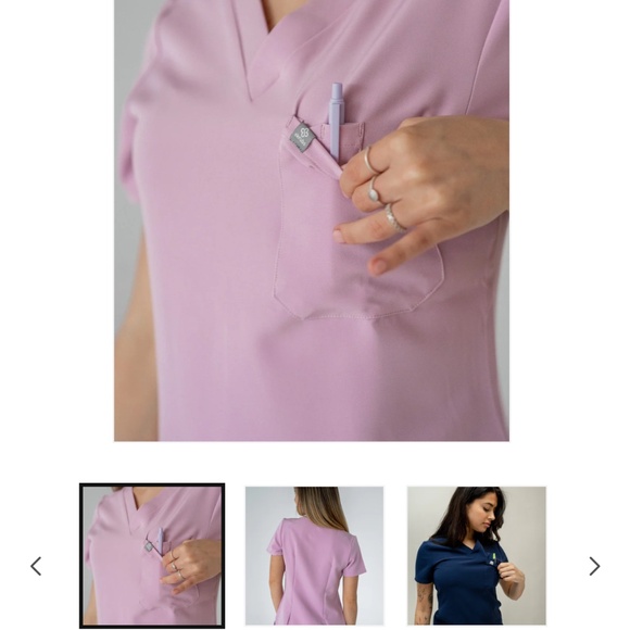 SKRUBS Top - Picture 2 of 2